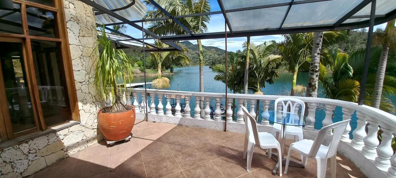 Hotel Casa Linda Guatape Exterior photo