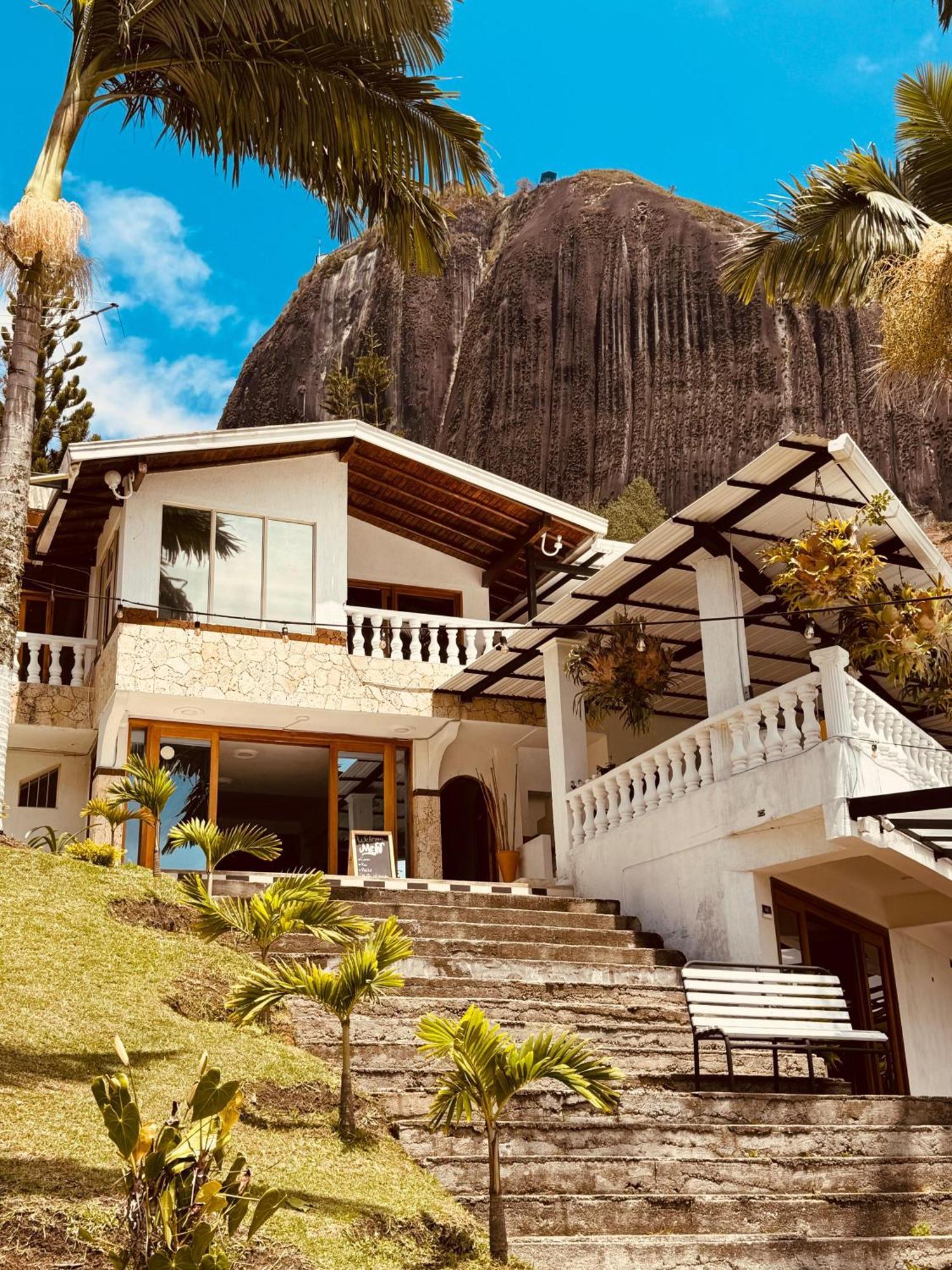 Hotel Casa Linda Guatape Exterior photo